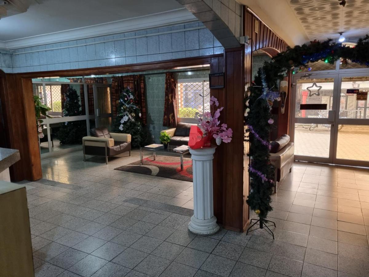 Hotel Saffana Douala Buitenkant foto