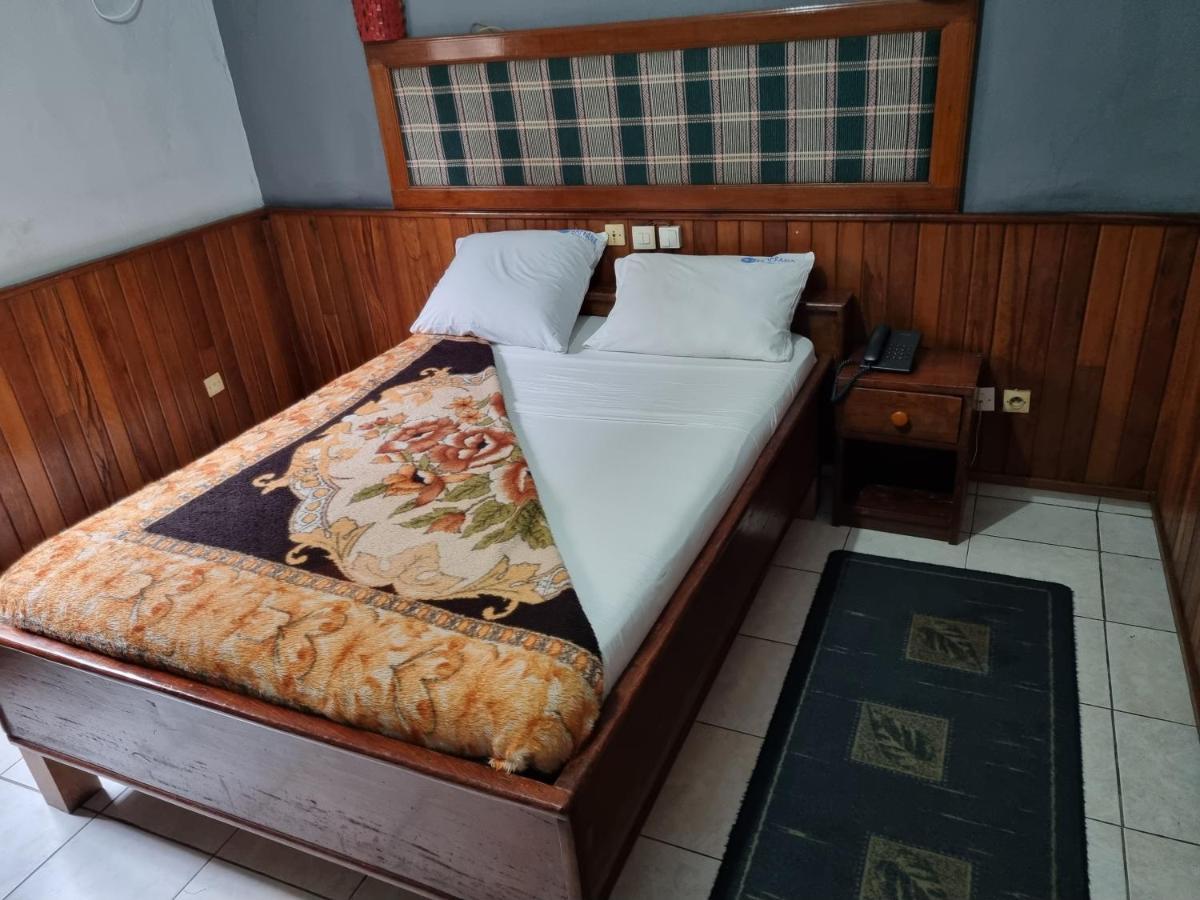 Hotel Saffana Douala Buitenkant foto
